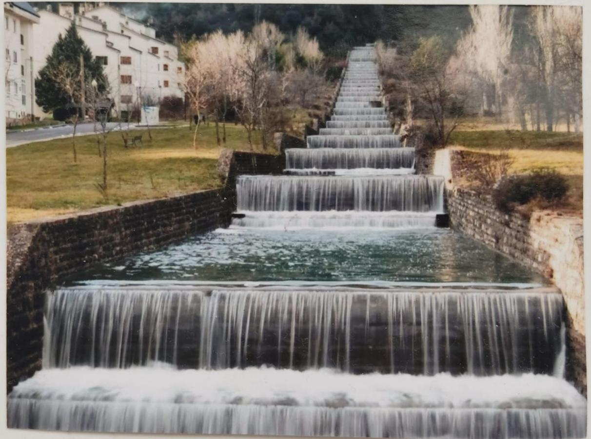 Apartmán Rincon De Lierde Villanúa Exteriér fotografie
