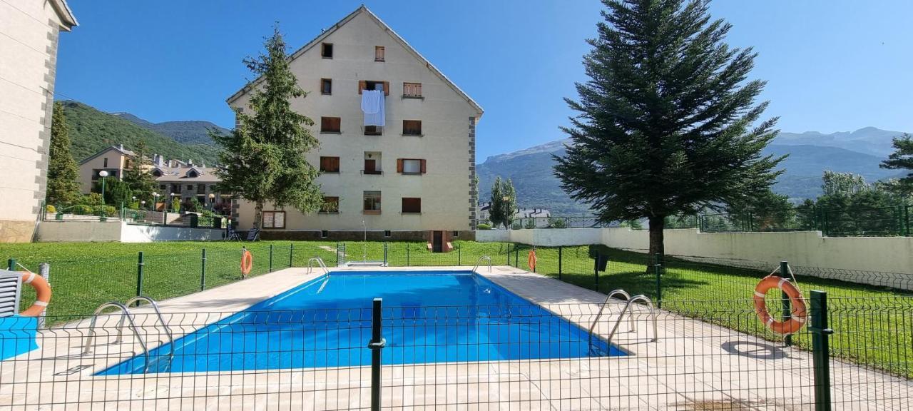 Apartmán Rincon De Lierde Villanúa Exteriér fotografie