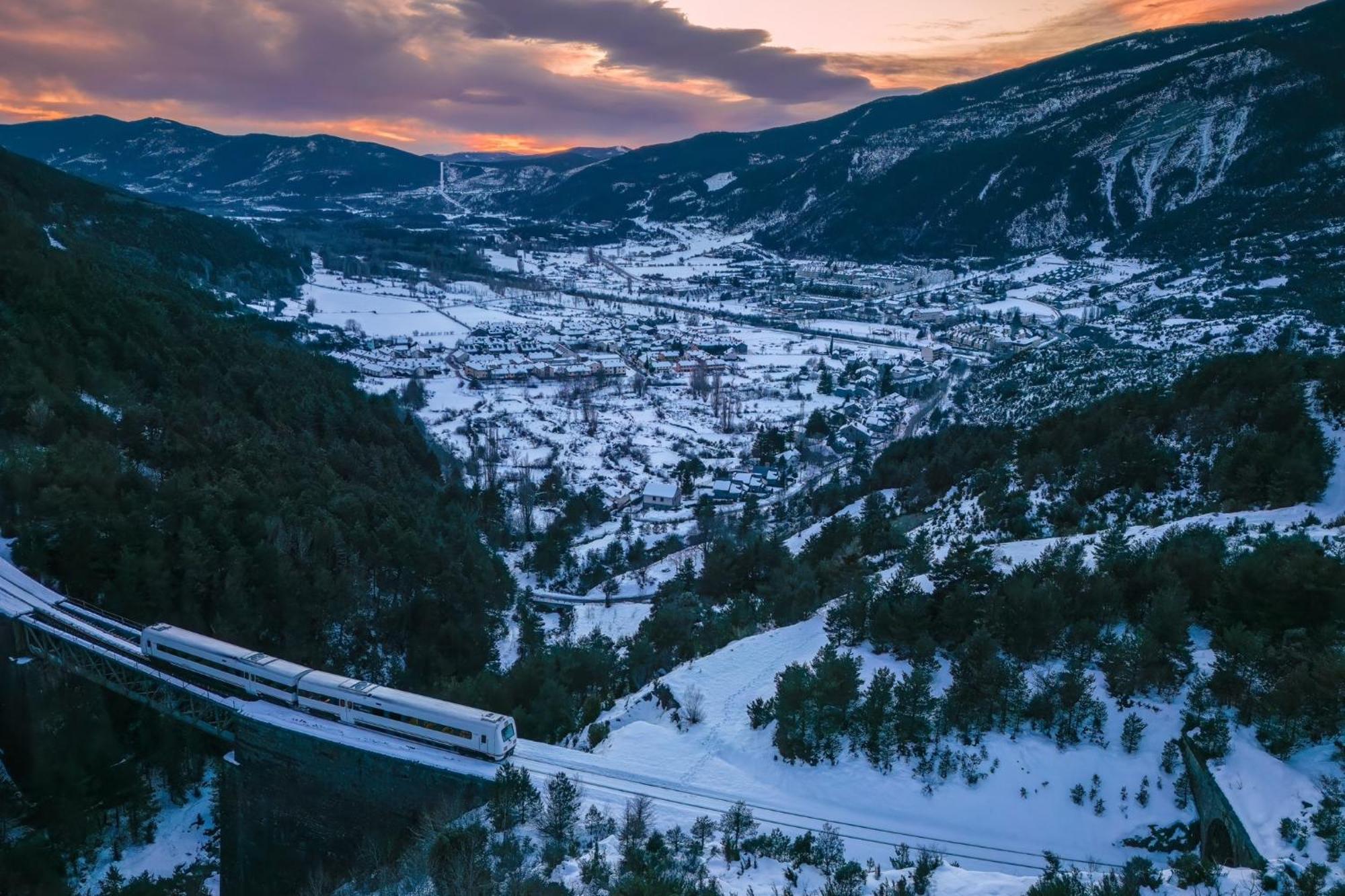 Apartmán Rincon De Lierde Villanúa Exteriér fotografie